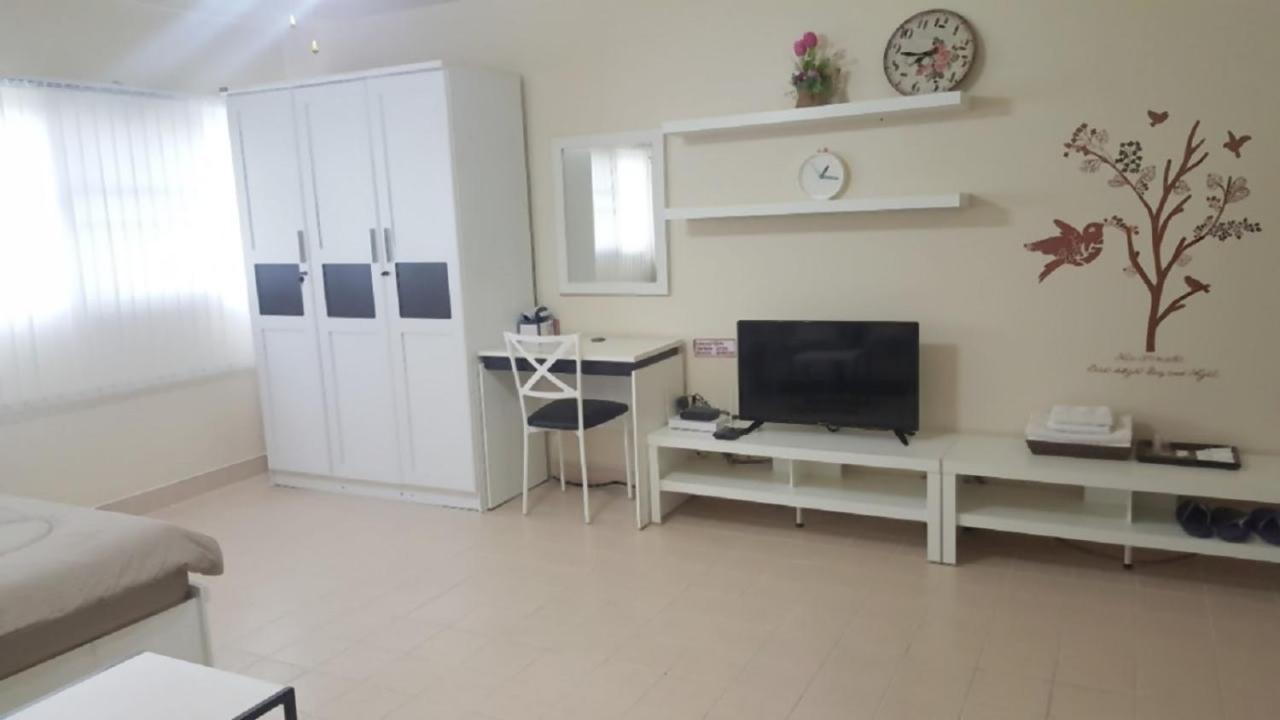 Condo C2 IMPACT Nonthaburi Esterno foto